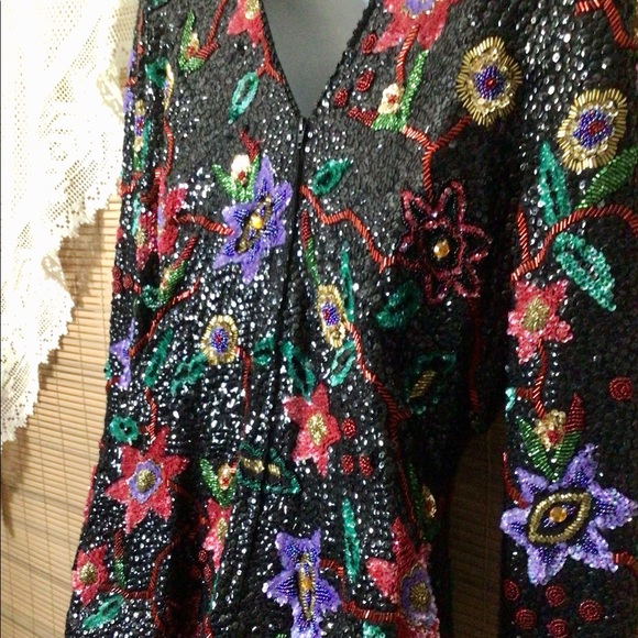 Stunning beaded, sequins, 💯% silk - Picture 9 of 16